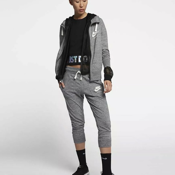 Nike Gym Vintage Hoodie - Picture 5 of 6